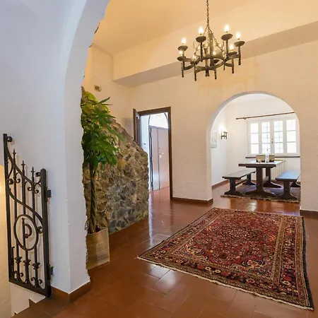Villa Riparbella Villa *