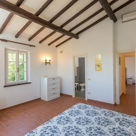 Villa Villa Riparbella